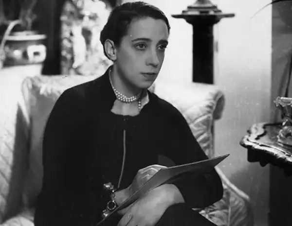 Elsa Schiaparelli.