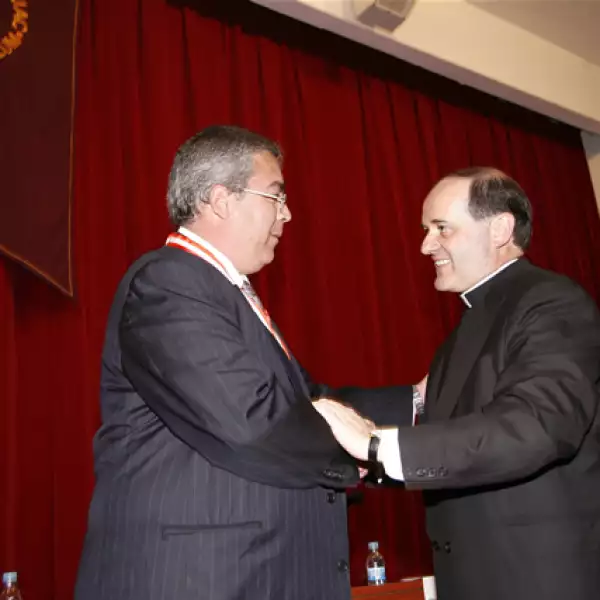 Medalla Anáhuac  a José Antonio Alonso