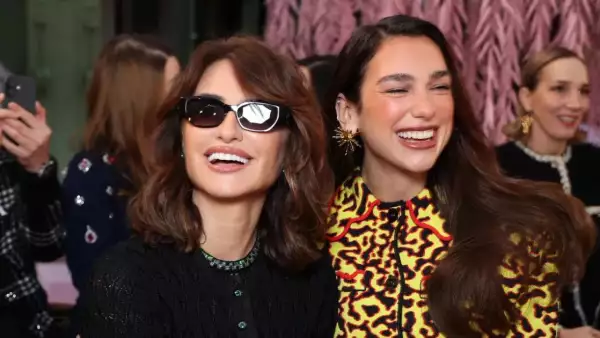 Penélope Cruz y Dua Lipa en Paris Fashion Week