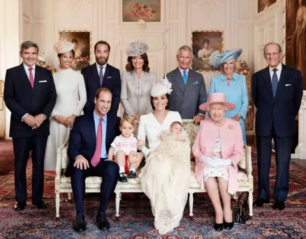 princess-charlotte-christening-family-photo-1530902275