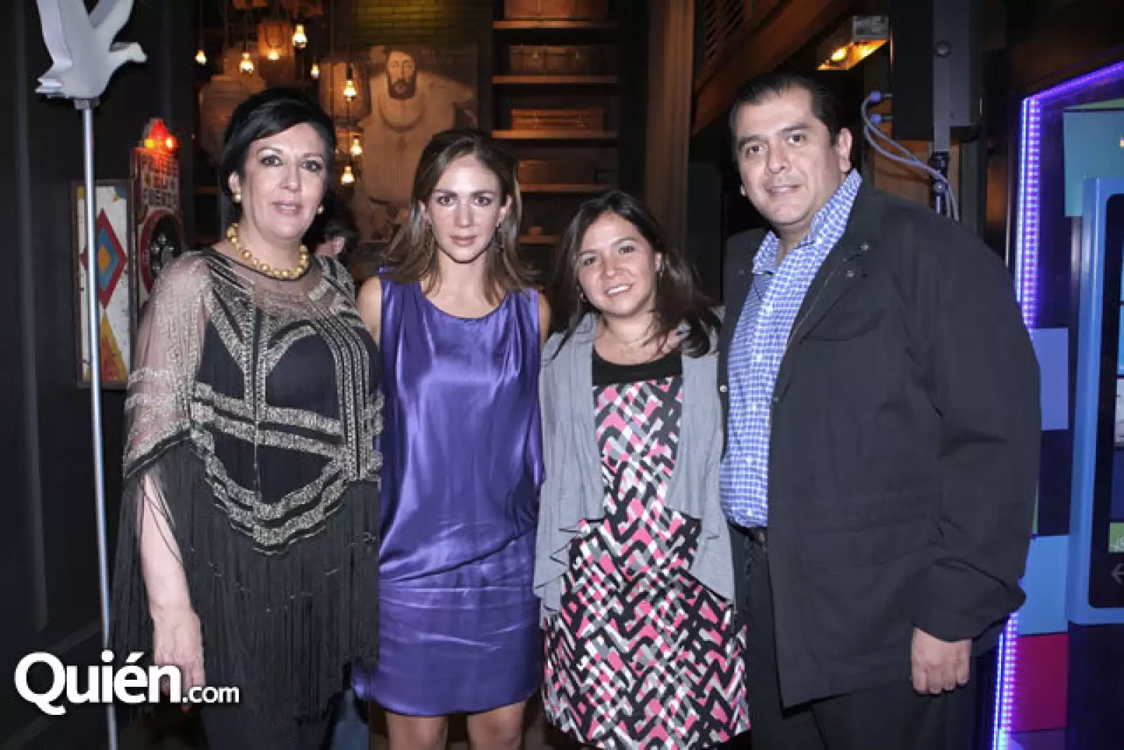 Elsa Baron Gaxiola,Gina Barba,Maritza Frias y Guillermo Castro