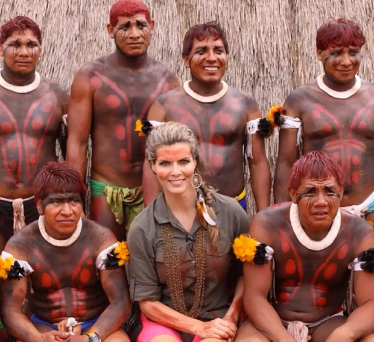 La conductora convivió con la tribu Xingú en su viaje por Brasil.