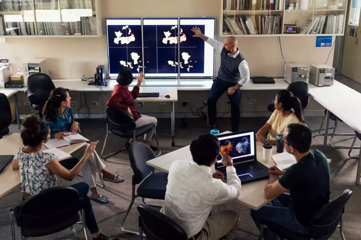 La evolución de las aulas en México: más amplias, más tecnológicas y más seguras