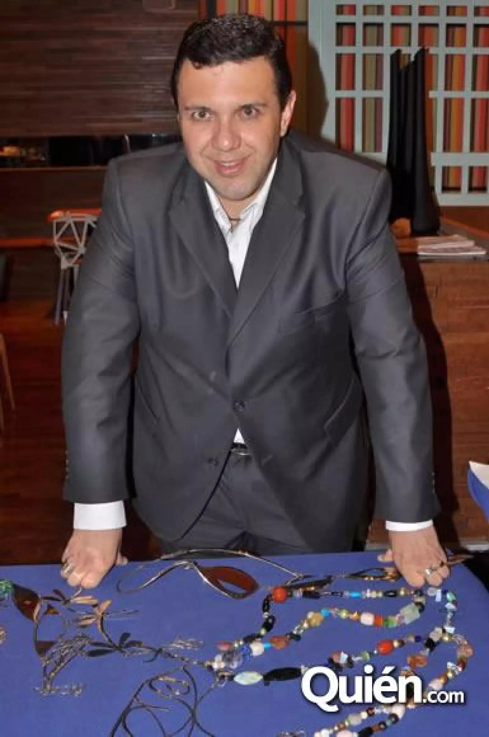 Venta y Exhibición de Joyería