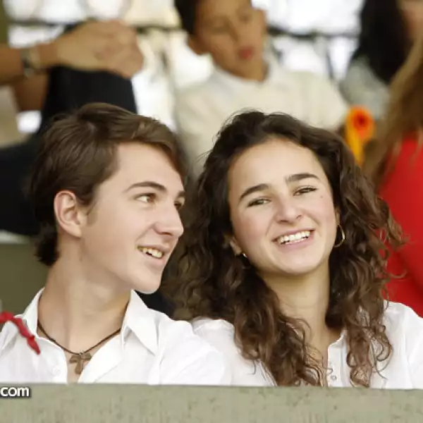 Guillermo Álvarez,Regina Álvarez