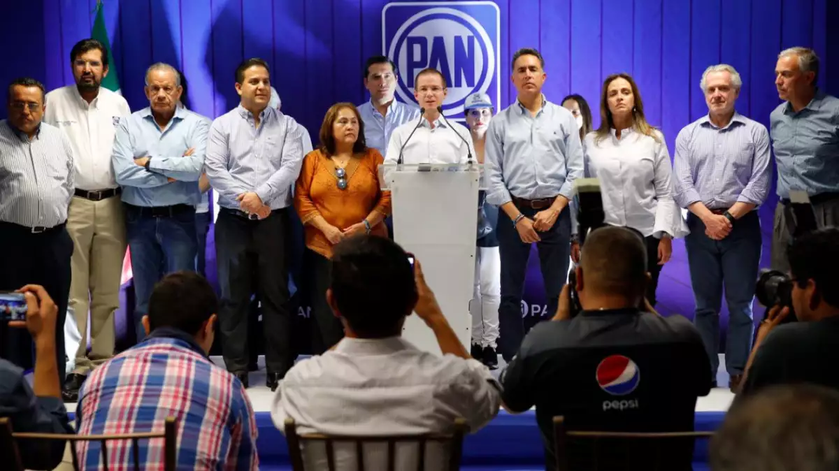 Acusaciones azules