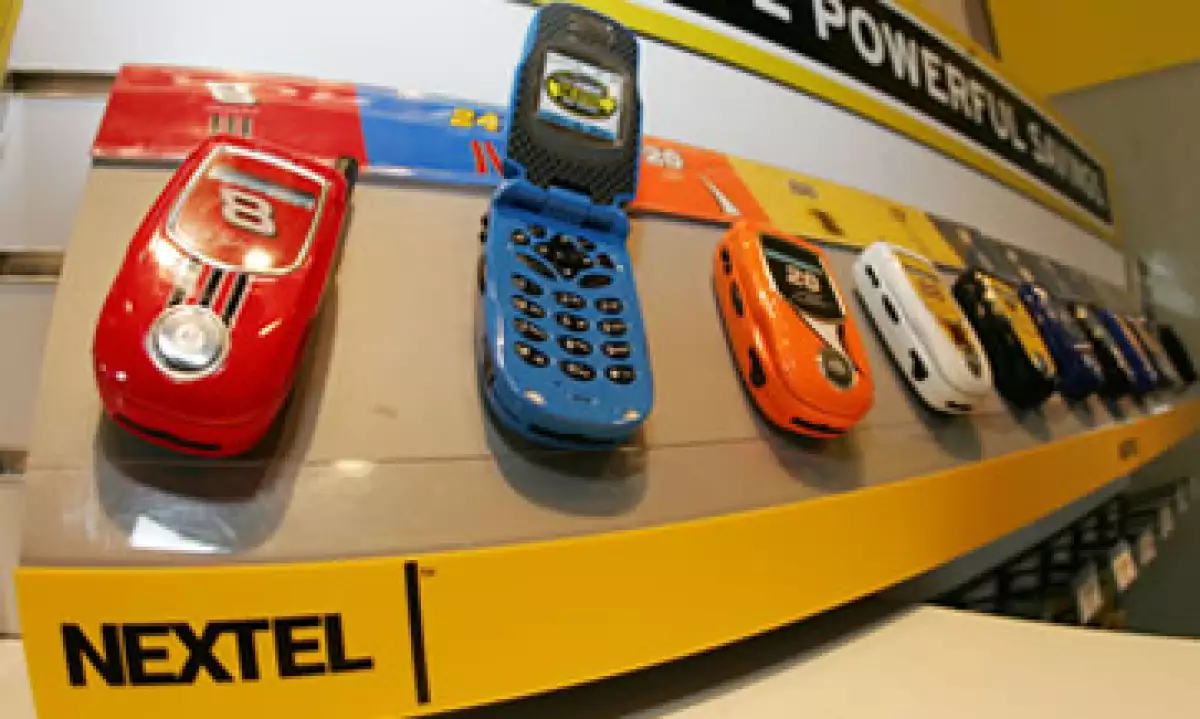 Nextel anunció recientemente que brindará el servicio de banda ancha móvil en Léon y Pachuca. (Foto: AP)