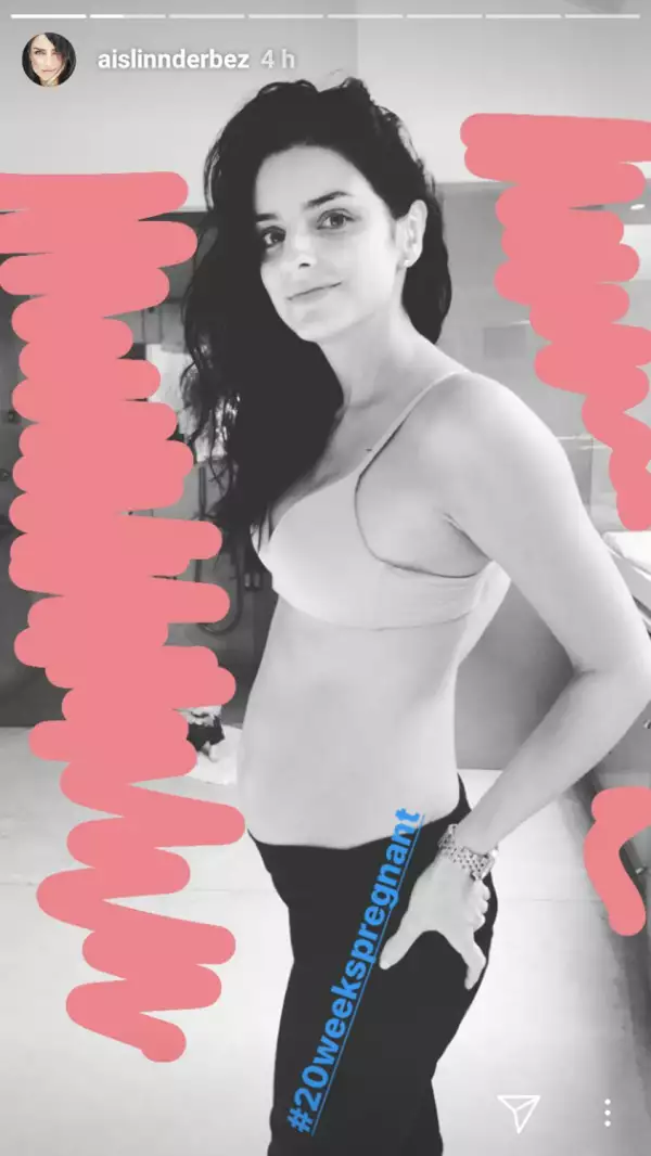 Aislinn Derbez