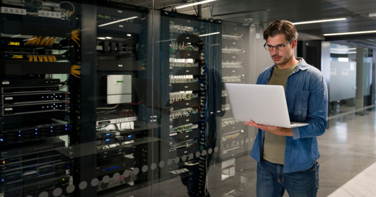 México exporta tecnología para centros de datos; sector crece 153%

ntre enero y marzo de este año, el sector movió 37,223 millones de dólares, una cifra que representa un 17.2% más que el total de exportaciones de 2023 en este sector.