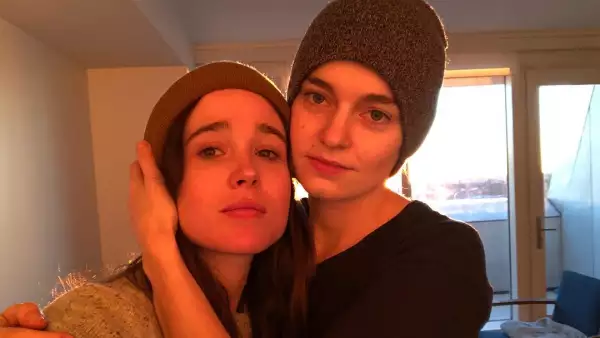 Emma Portner y Ellen Page