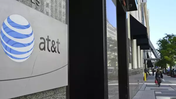 US-TELECOMMUNICATION-AT&T