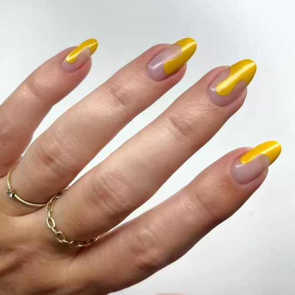 irregulares @nails_of_la (1).jpg