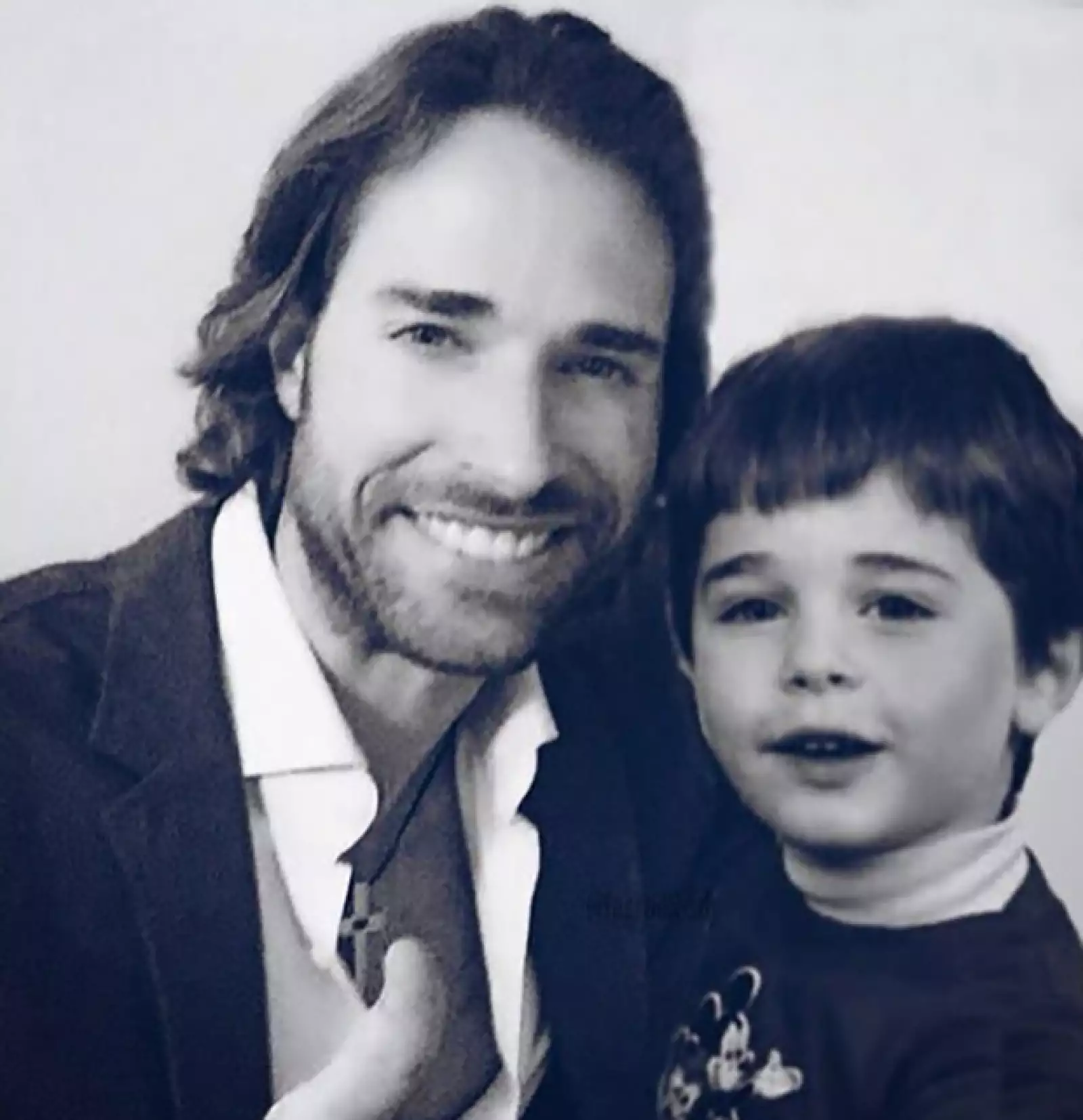 Sebastián Rulli compartió con sus seguidores esta foto de cuando era niño.