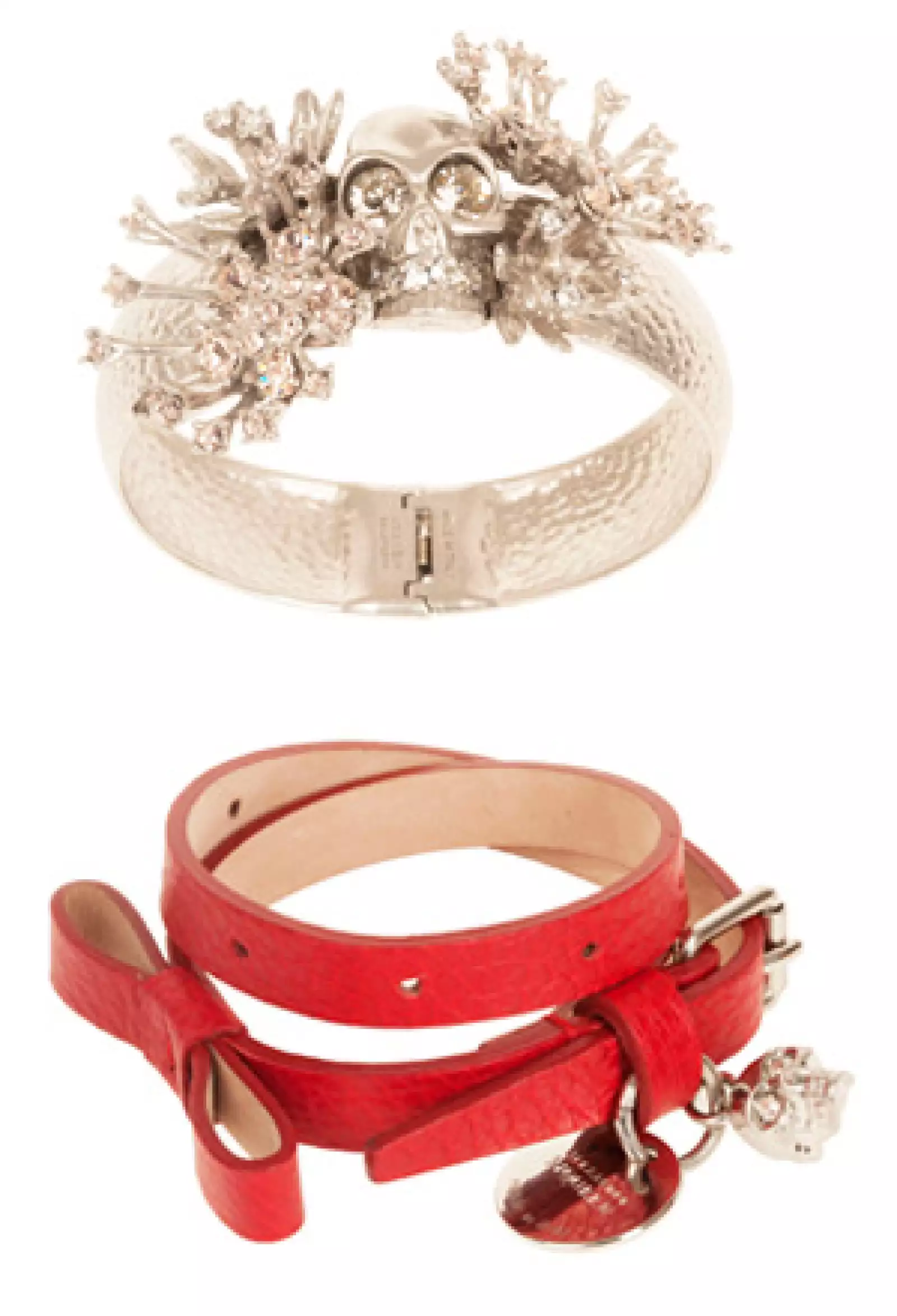 Las calaveras son emblemáticas de McQueen y sus pulseras con ellas están lo más in.