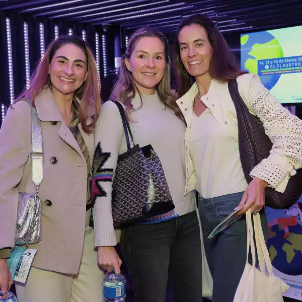 Ana Paulina Sota , Maricela Osio y Fernanda Velasco 