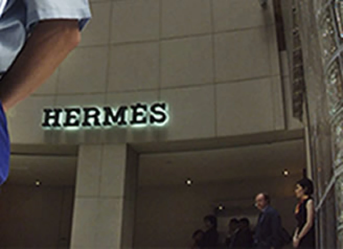 Hermes creó un ‘holding’ que maneja el 50% de sus acciones, para defenderse del avanza de LVMH. (Foto: Reuters)