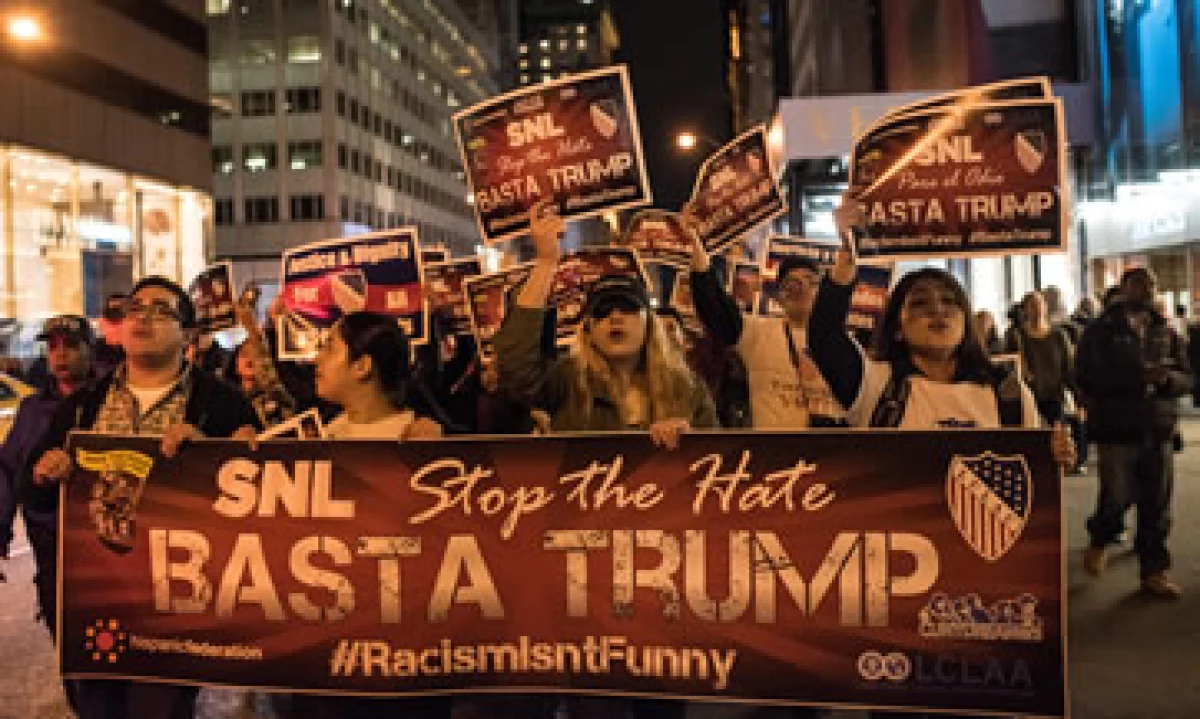 Una organización de latinos protesta en Nueva York por los comentarios racistas de Donald Trump, en noviembre de 2015. (Foto: Getty Images )