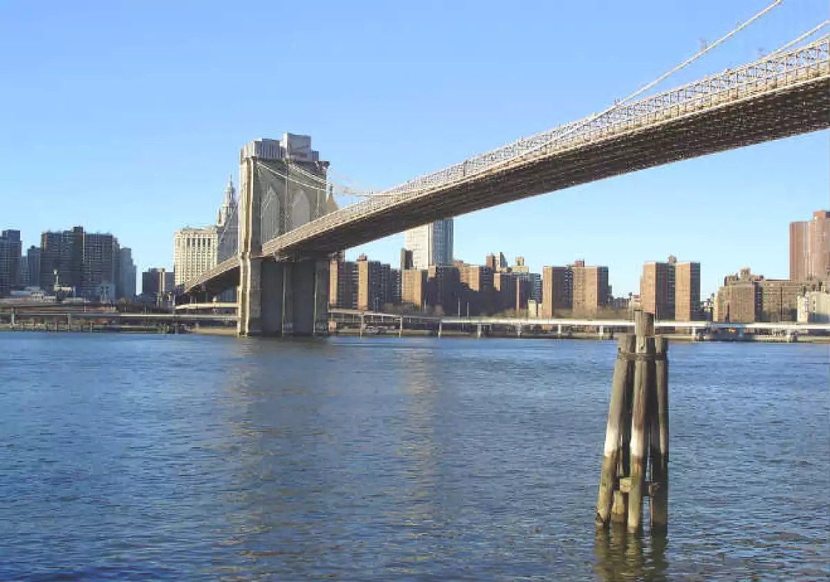 PUENTE BROOKLYN