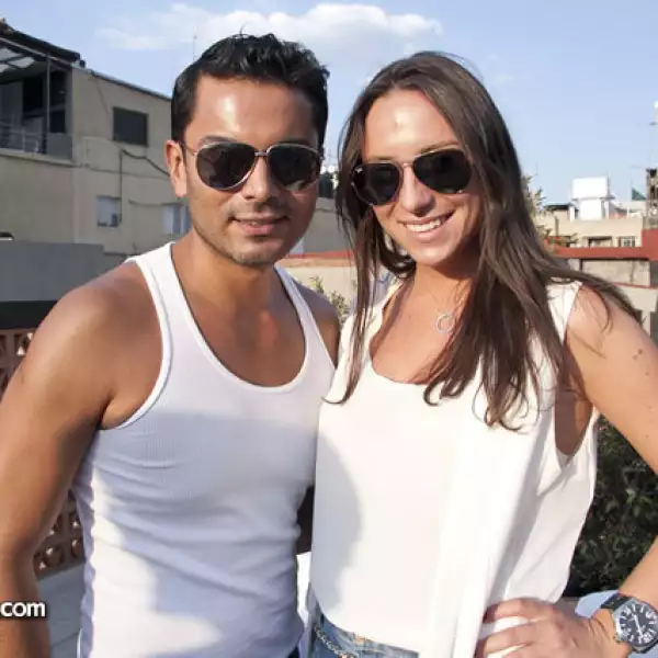 Jorge Ríos y Sophia Loyzaga