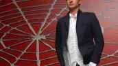 El actor británico es quien sustituirá a Tobey Maguire en la secuela del “Hombre araña”, la cual comenzará a filmarse en diciembre de este año.