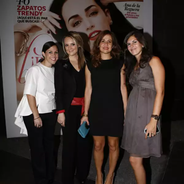 Claudia Candano, Itziar Carracedo, Karina Rodríguez y Raquel Ortega