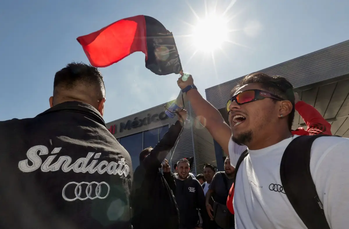 Huelga de Audi en México sigue: trabajadores en Puebla rechazan propuesta
