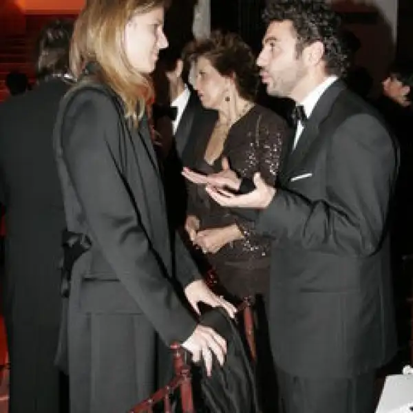 Sharon Fastlich, Pepe Bastón