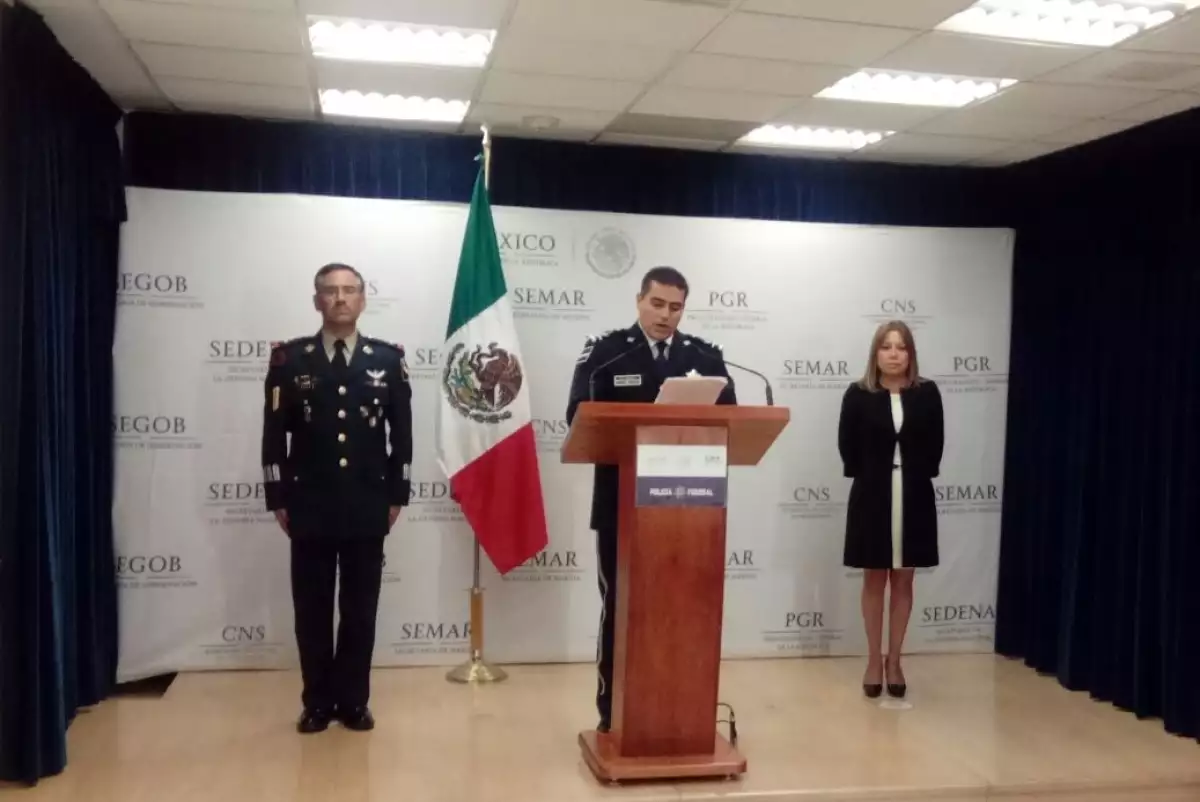 Uno más