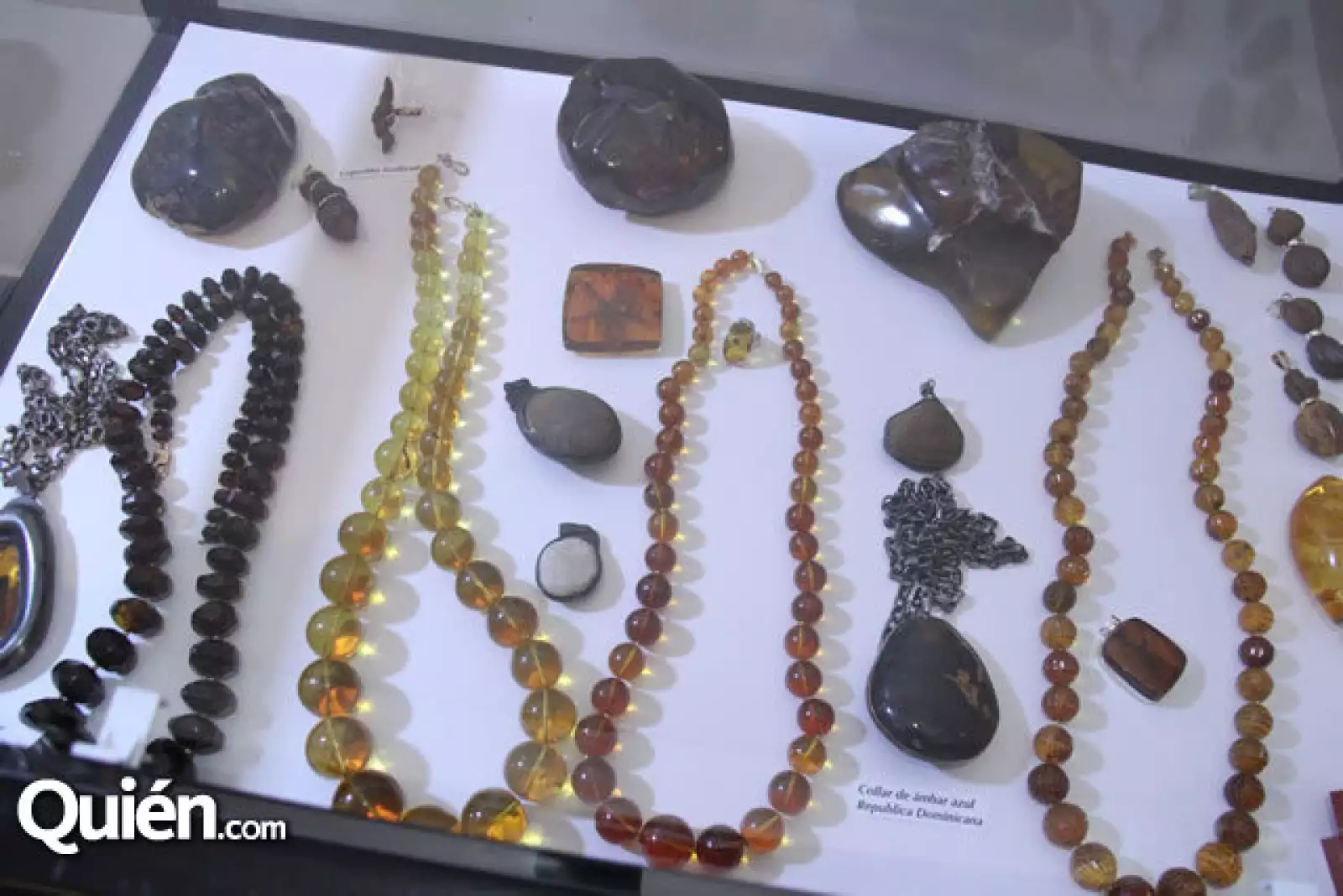 Exposición Mauricio Fernández