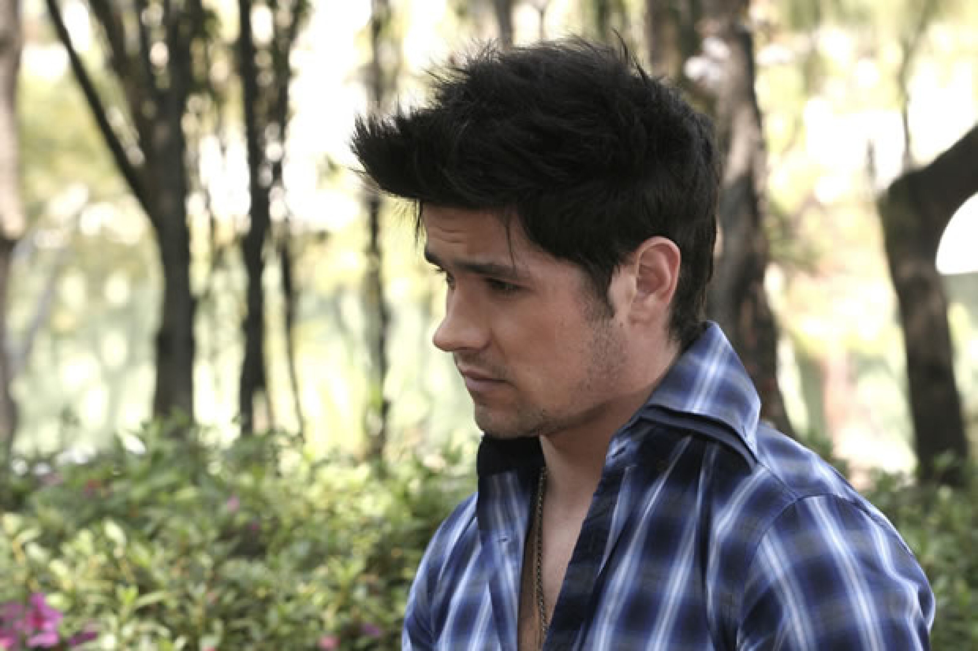 Eleazar Gómez a través de los años