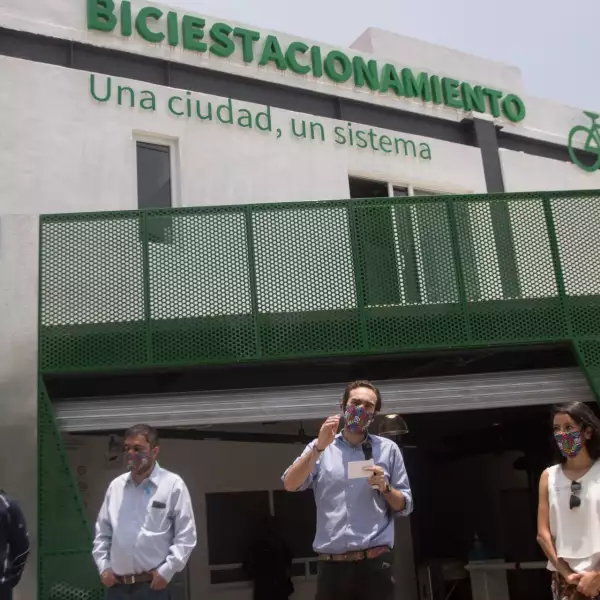 Andrés Lajous y Jesús Esteva