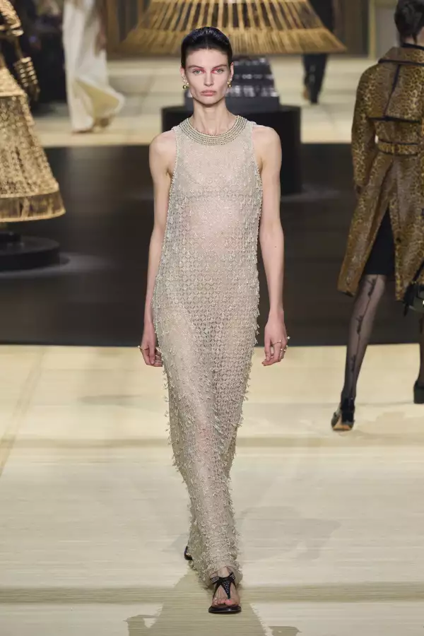 En una temporada en la que la moda quiere ser silenciosa, Dior puede serlo todo
