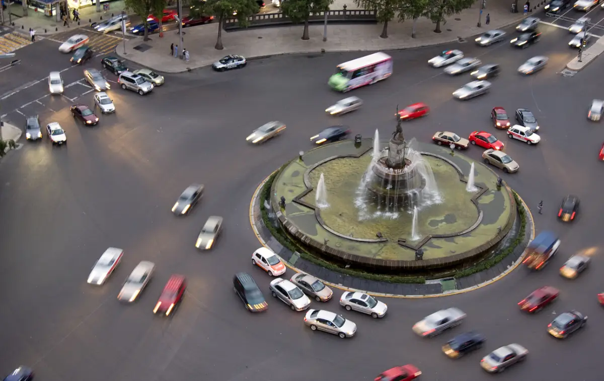 Hoy no circula sabatino, 12 de abril 2025: ¿qué autos no salen?