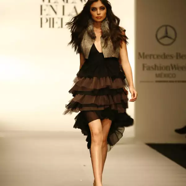 Desfile Veneno en la piel