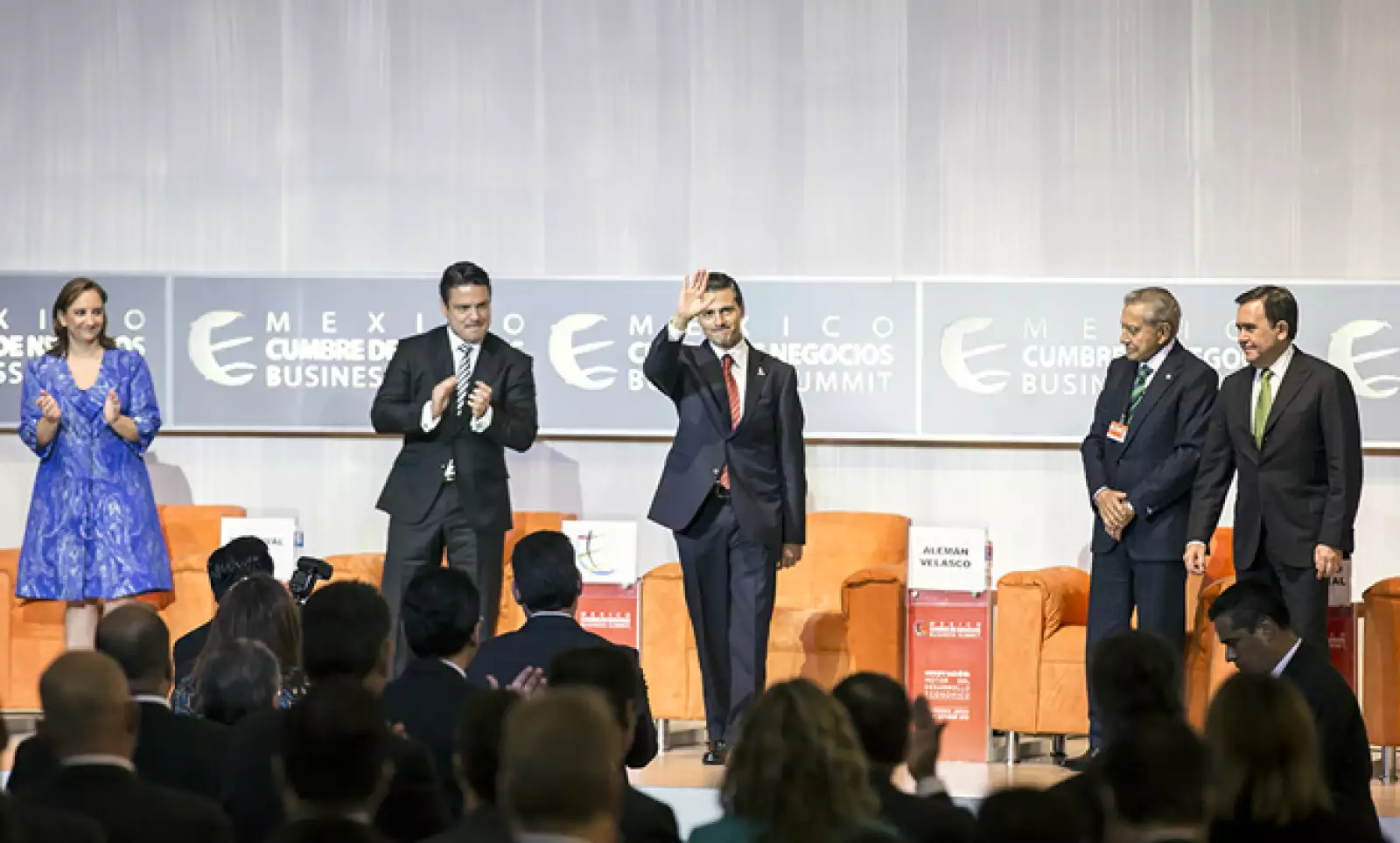 El presidente de México dijo que su Gobierno aún no alcanza la meta de dedicar 1% del PIB a innovación pues hasta hoy se destina 0.56%.