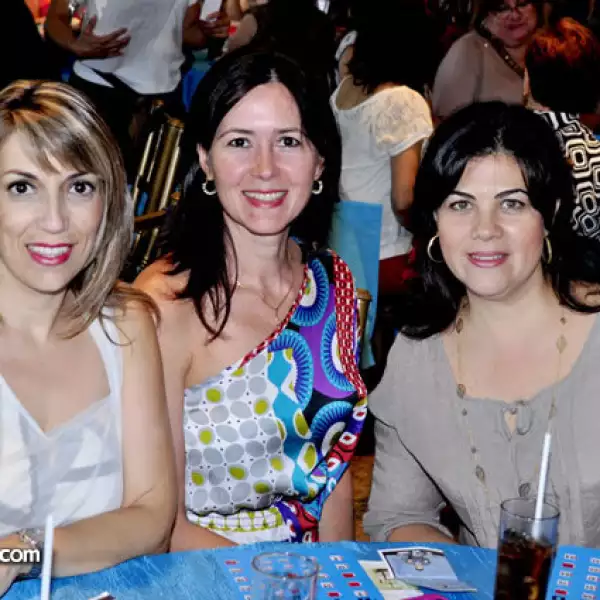 Mirthala Treviño, Liliana Lomelí y Rosy de Reyes