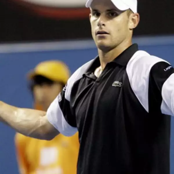 Estadounidense, tiene 26 años, es conocido por tener el servicio más rápido en la historia del tenis profesional, lo apodan el Bombardero de Nebraska.