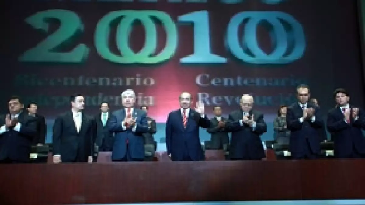 El presidente de México dio a conocer en la ciudad de México las actividades que se realizarán en el marco del Bicentenario de la Independencia y el Centenario de la Revolución de México.