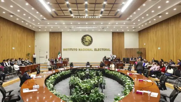 Sesión de los consejeros electorales en el Pleno del Instituto Nacional Electoral (INE), del 31 de agosto de 2025.