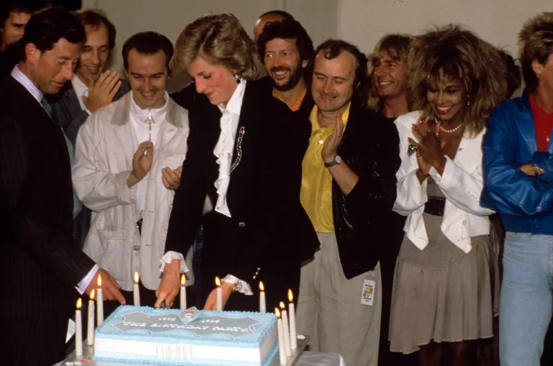 El entonces príncipe Carlos, la princesa Diana y Tina Turner en el Princes Trust Charity Concert.