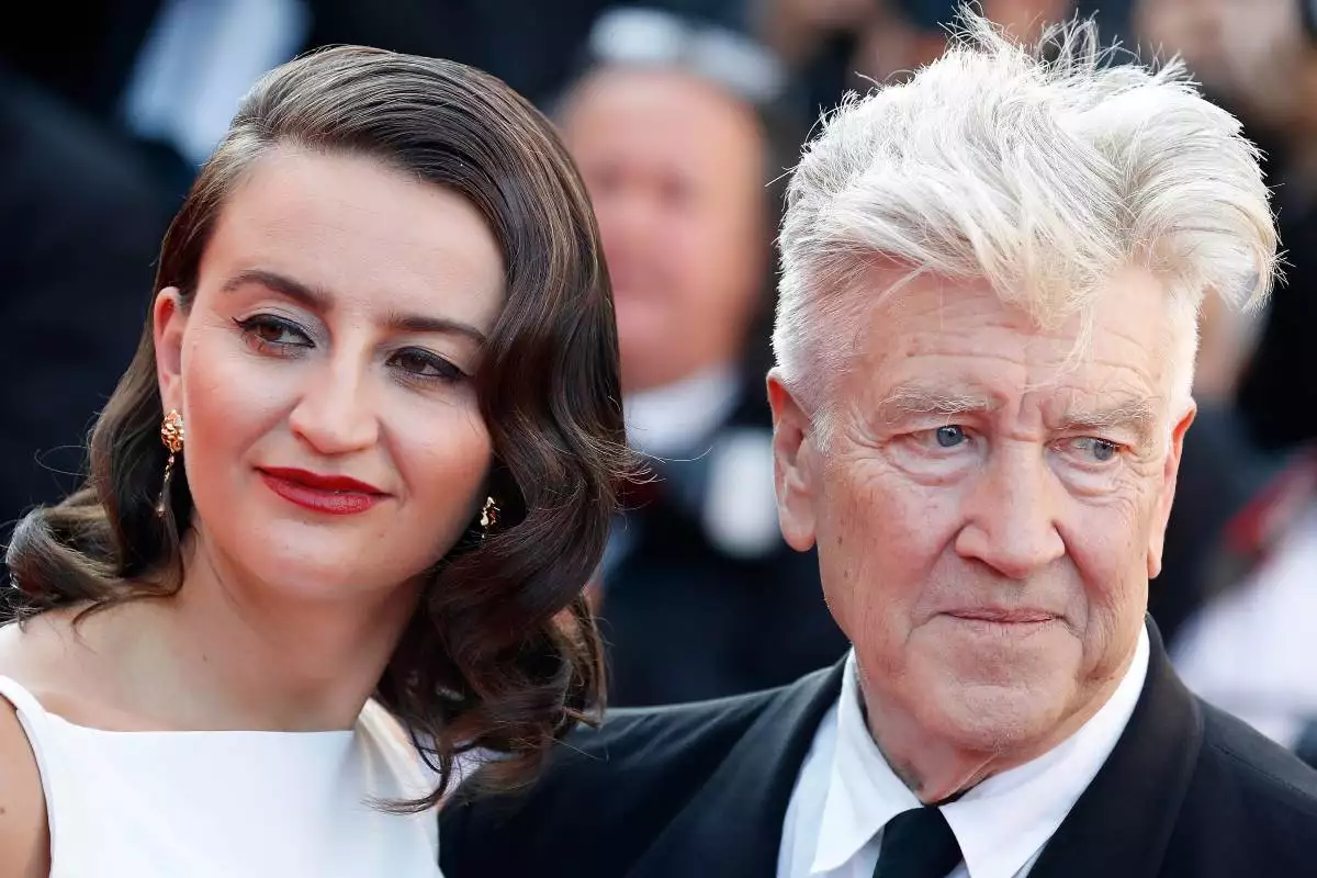 david-lynch-esposa.jpg