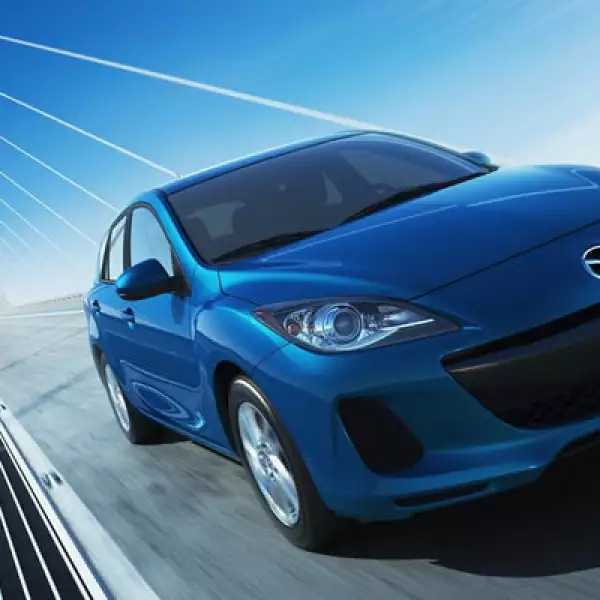 El precio base de este vehículo en México es de 258,500 pesos.