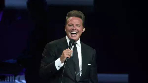 Luis Miguel - Mexico por Siempre Tour
