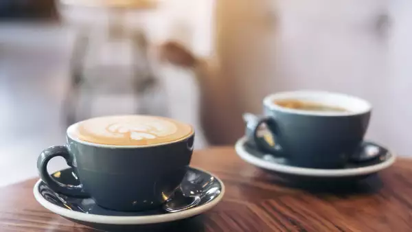 ¿Nos tomamos un café?