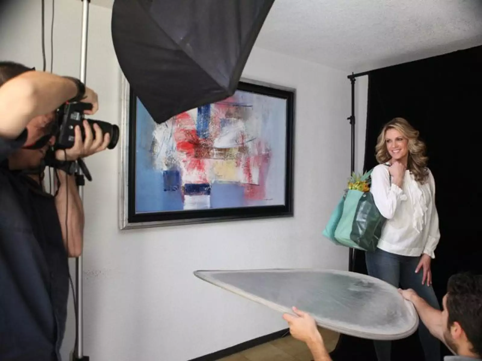 Como siempre muy guapa, De Alba posó para las cámaras.