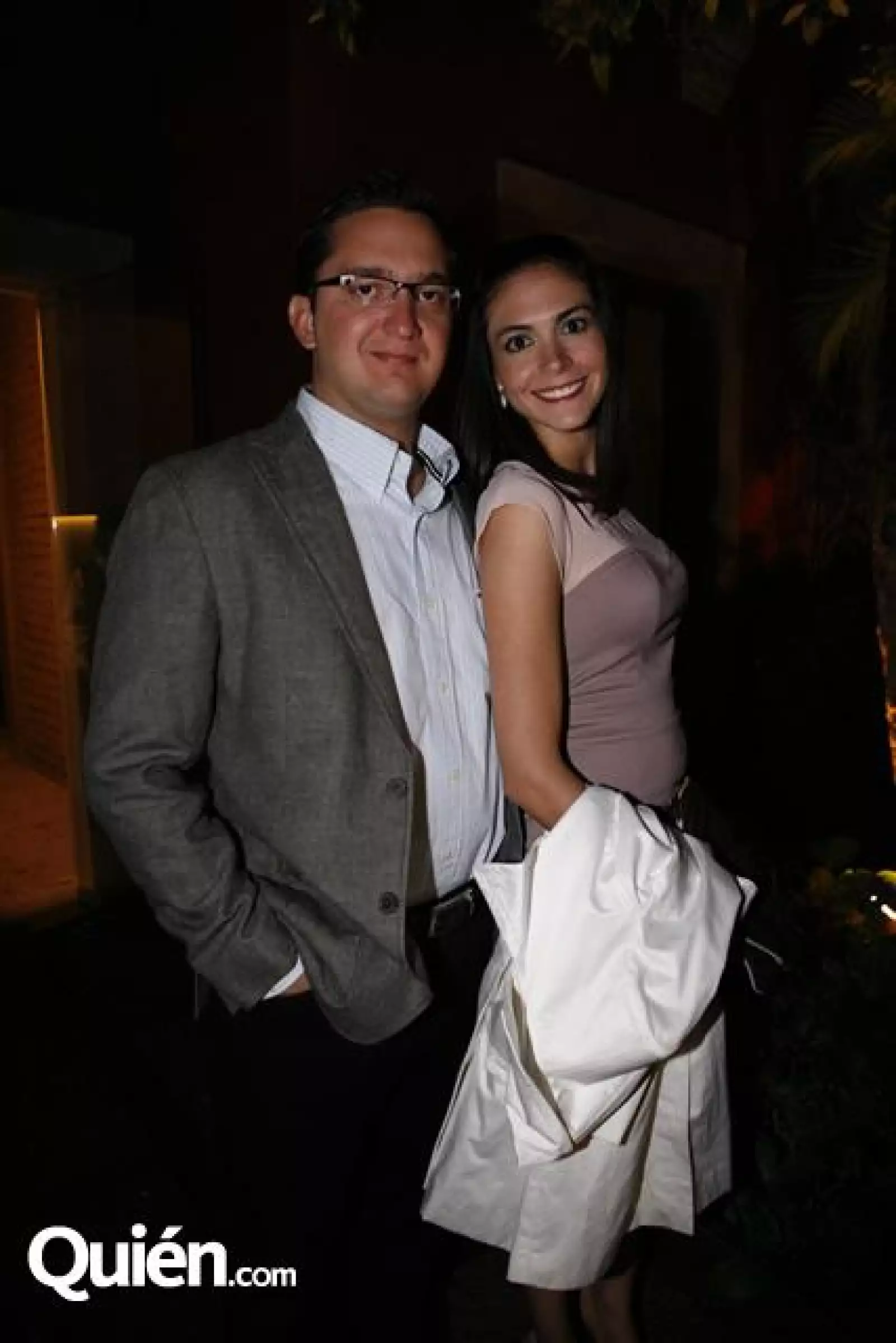 Gabriel Maza,Natalia Aceves