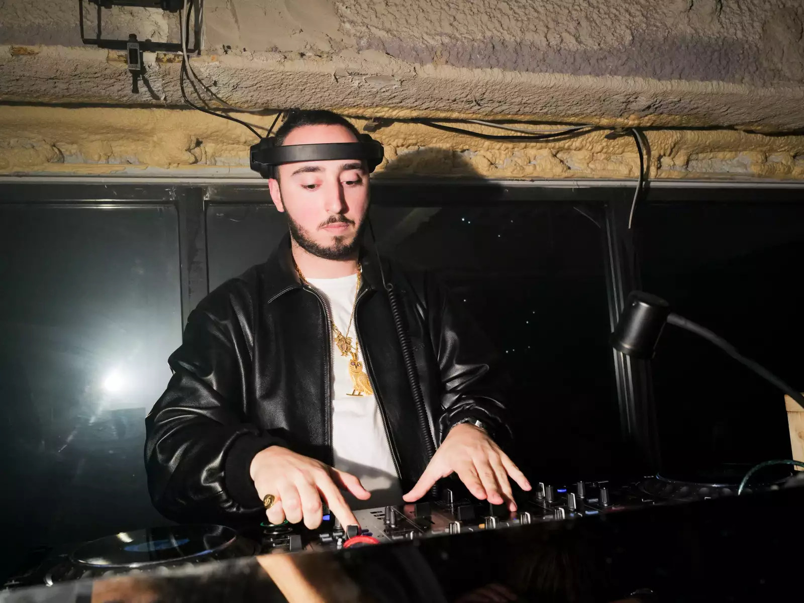 APRESMET 2: PRESENTED BY CARLOS NAZARIO, EMILY RATAJKOWSKI, FRANCESCO RISSO, PALOMA ELSESSER, RAUL LOPEZ, RENELL MEDRANO AND WSA