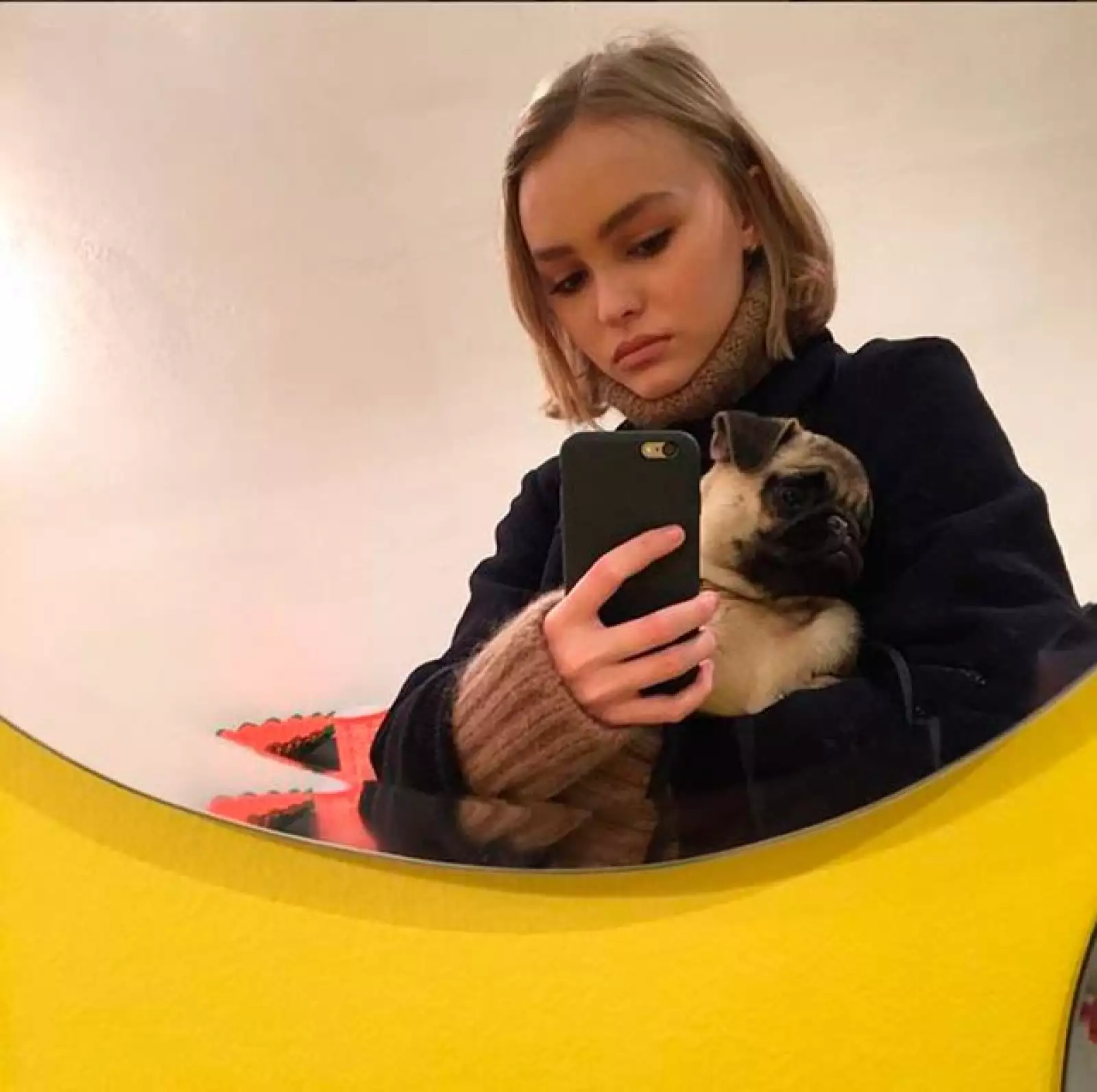 Una selfie con su mascota.