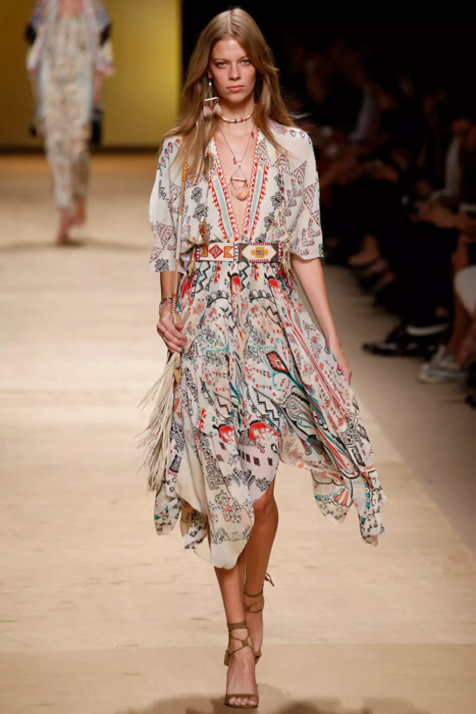 Etro con su aire boho chic es ideal para la playa.