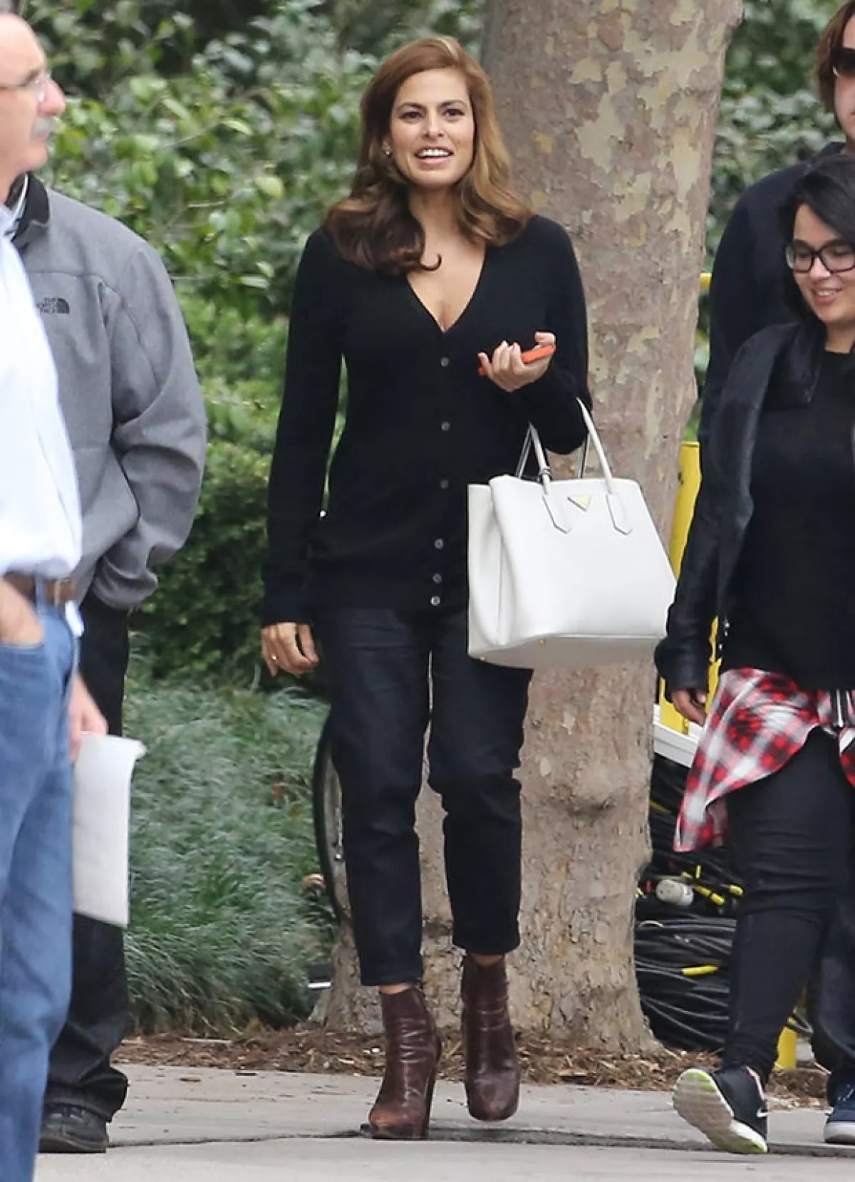 Eva Mendes reapareció tras ser mamá a mediados de septiembre pasado.
